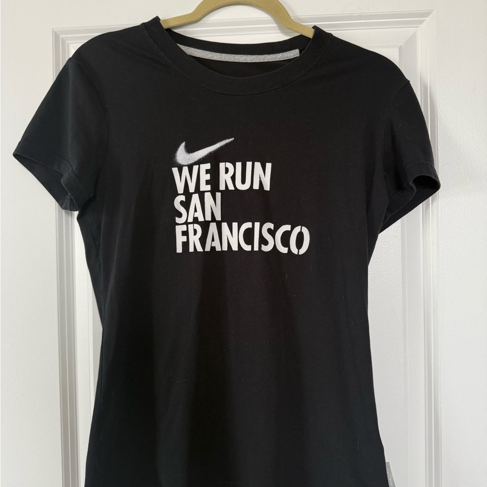 Nike Women's Black 'We Run San Francisco' Tee